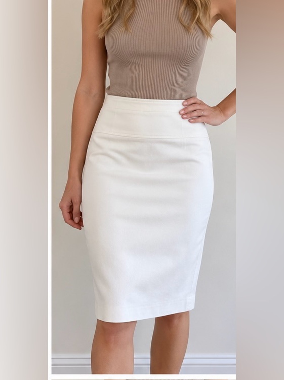 Burberry London White Pencil Women’s Skirt Size 10 Made in Italy Knee Length